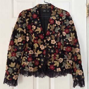 JÔN Floral Embroidered Black Lace-Trim Blazer
